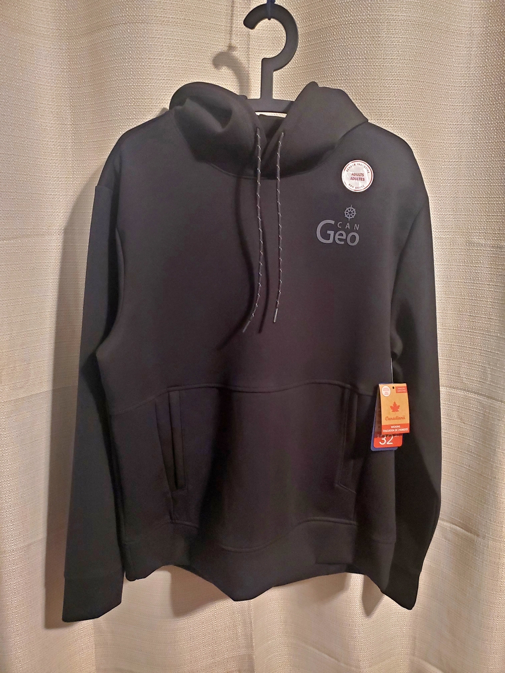 NWT Canadiana Men's Black Canadian Geographic Hoodie
